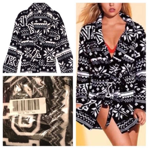 🆕VS PINK winter robe - Picture 2 of 5